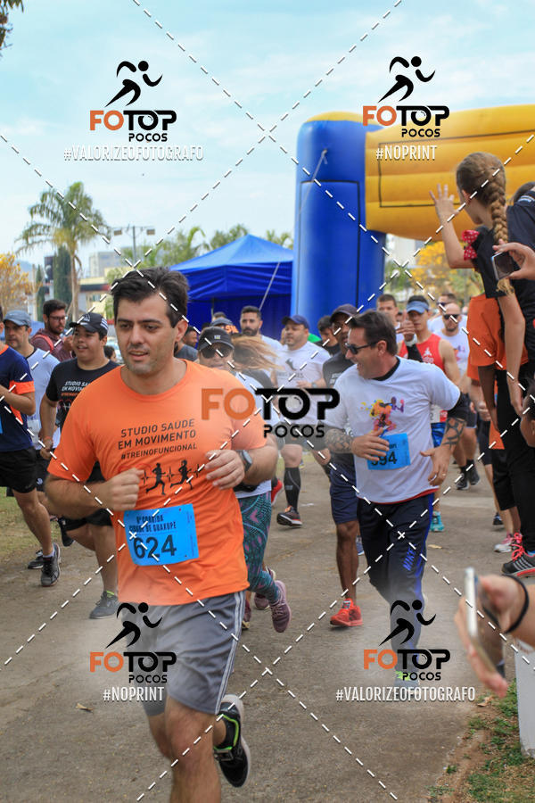 Compra tus fotos del evento8� Corrida da Cidade de Guaxup� En Fotop