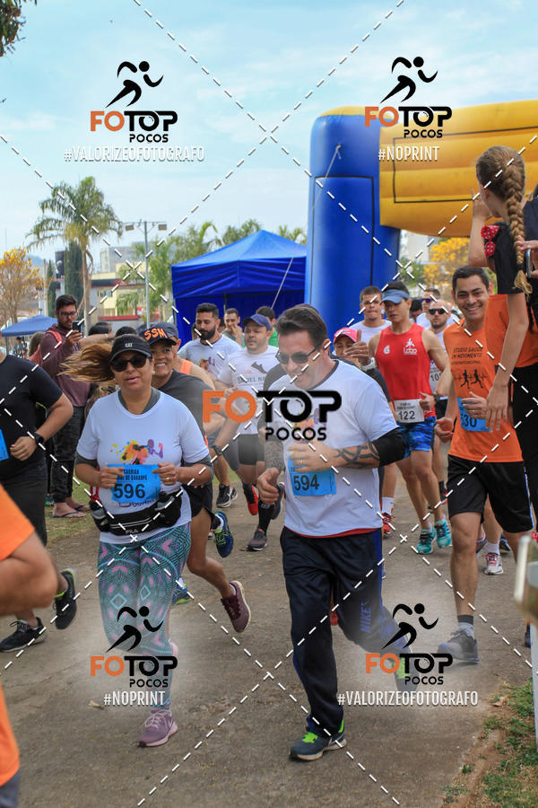 Compra tus fotos del evento8� Corrida da Cidade de Guaxup� En Fotop