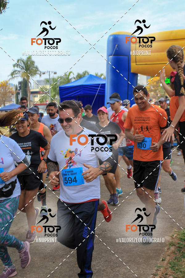 Compra tus fotos del evento8� Corrida da Cidade de Guaxup� En Fotop
