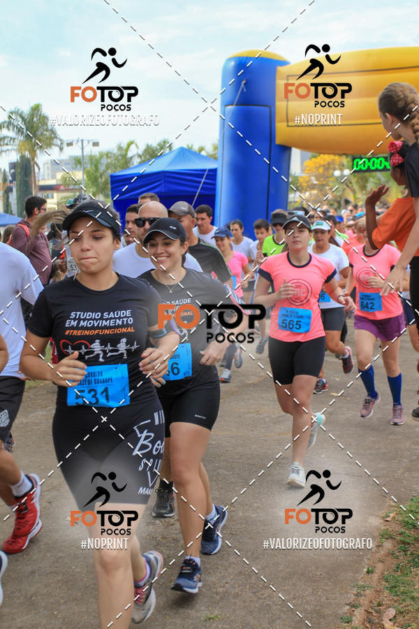 Compra tus fotos del evento8� Corrida da Cidade de Guaxup� En Fotop