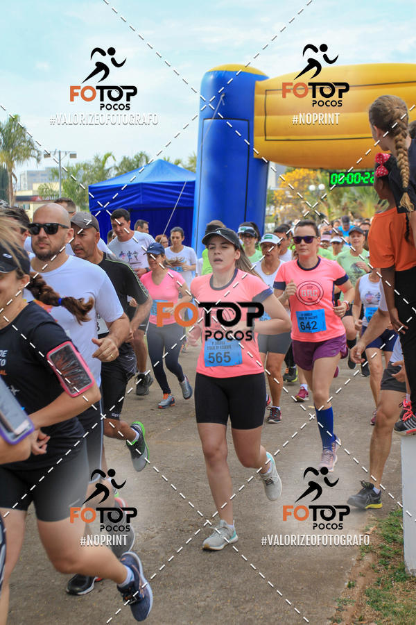 Compra tus fotos del evento8� Corrida da Cidade de Guaxup� En Fotop