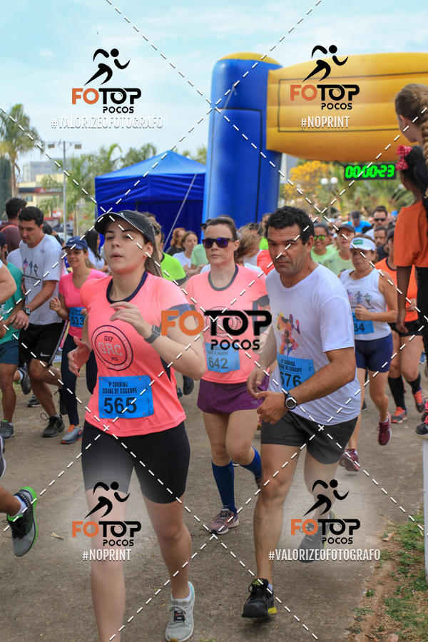 Compra tus fotos del evento8� Corrida da Cidade de Guaxup� En Fotop