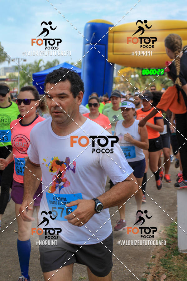 Compra tus fotos del evento8� Corrida da Cidade de Guaxup� En Fotop
