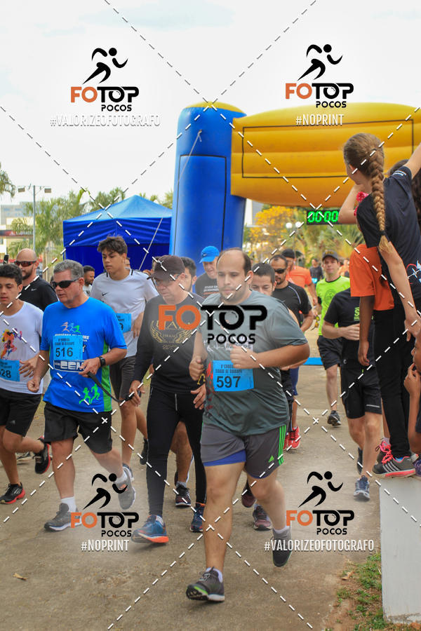Compre as suas fotos do evento8� Corrida da Cidade de Guaxup� no Fotop