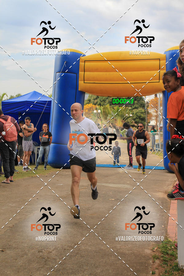 Compre as suas fotos do evento8� Corrida da Cidade de Guaxup� no Fotop