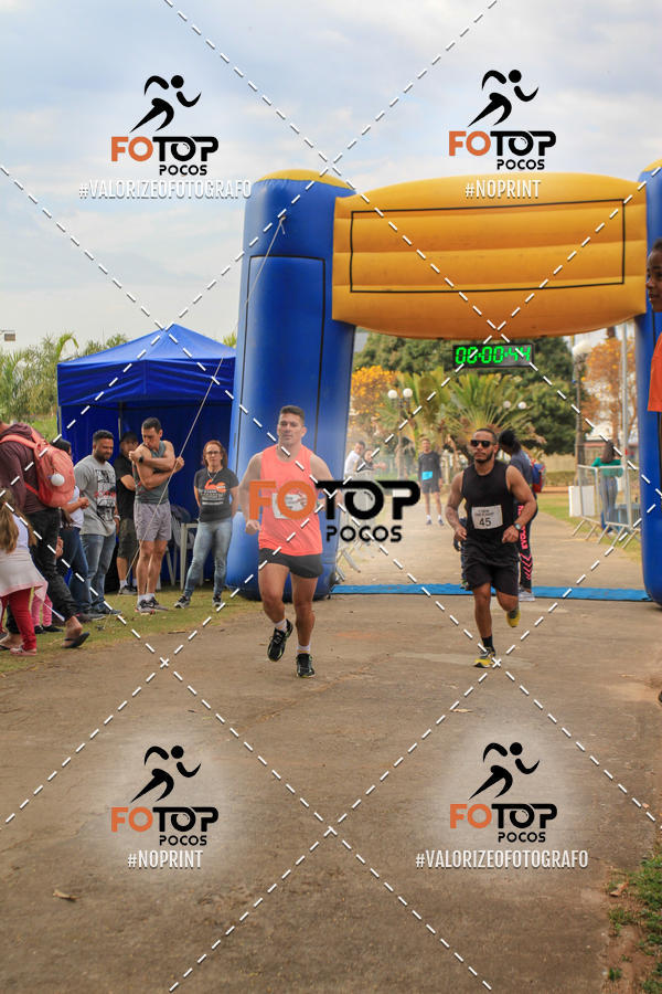 Compre as suas fotos do evento8� Corrida da Cidade de Guaxup� no Fotop