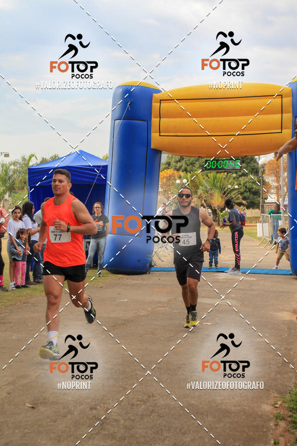 Compre as suas fotos do evento8� Corrida da Cidade de Guaxup� no Fotop
