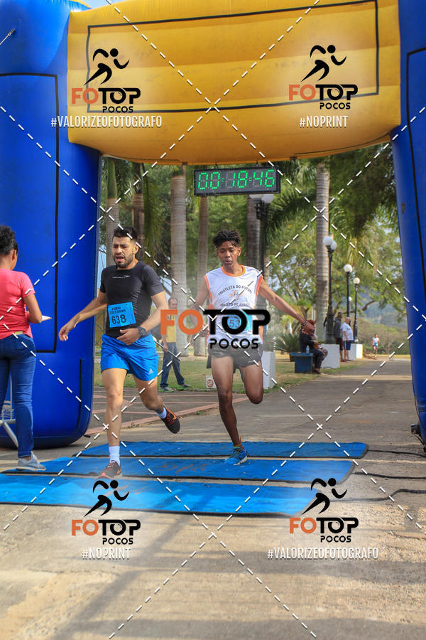 Compre as suas fotos do evento8� Corrida da Cidade de Guaxup� no Fotop