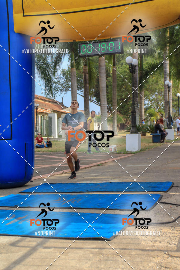 Compre as suas fotos do evento8� Corrida da Cidade de Guaxup� no Fotop