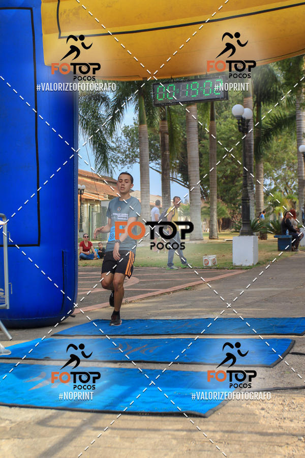Compre as suas fotos do evento8� Corrida da Cidade de Guaxup� no Fotop