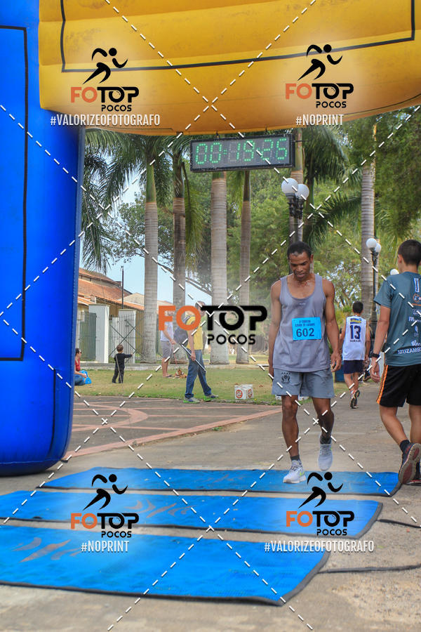 Compre as suas fotos do evento8� Corrida da Cidade de Guaxup� no Fotop