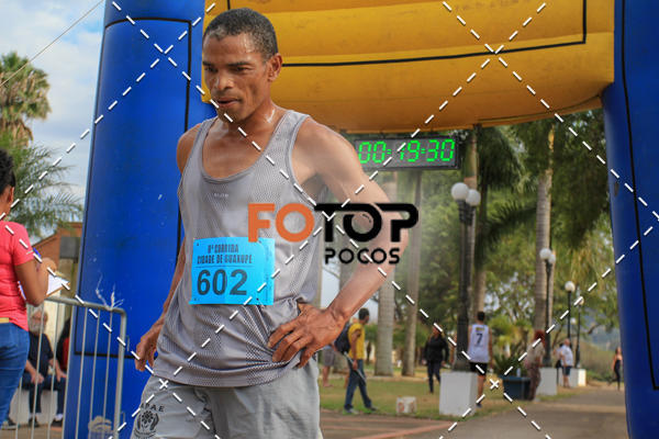 Compra tus fotos del evento8� Corrida da Cidade de Guaxup� En Fotop