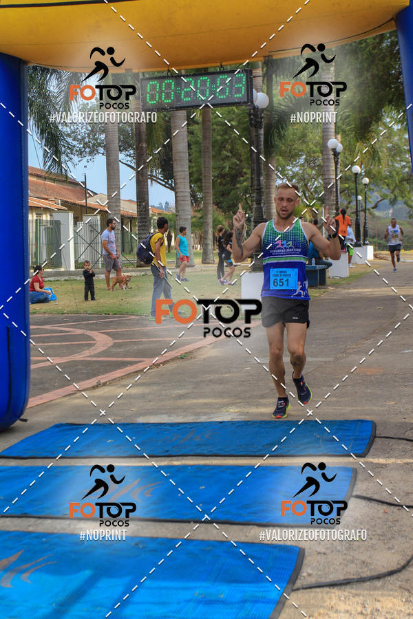 Compra tus fotos del evento8� Corrida da Cidade de Guaxup� En Fotop