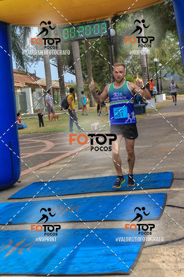 Compra tus fotos del evento8� Corrida da Cidade de Guaxup� En Fotop