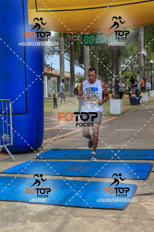 Compra tus fotos del evento8� Corrida da Cidade de Guaxup� En Fotop