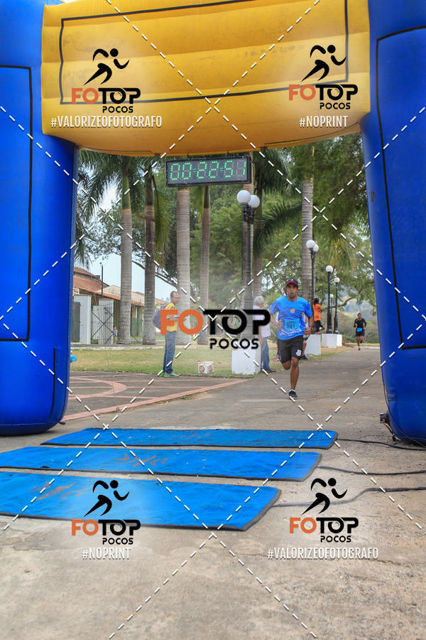 Achetez vos photos de l'�v�nement8� Corrida da Cidade de Guaxup� sur Fotop