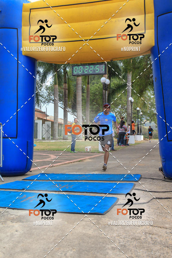 Achetez vos photos de l'�v�nement8� Corrida da Cidade de Guaxup� sur Fotop