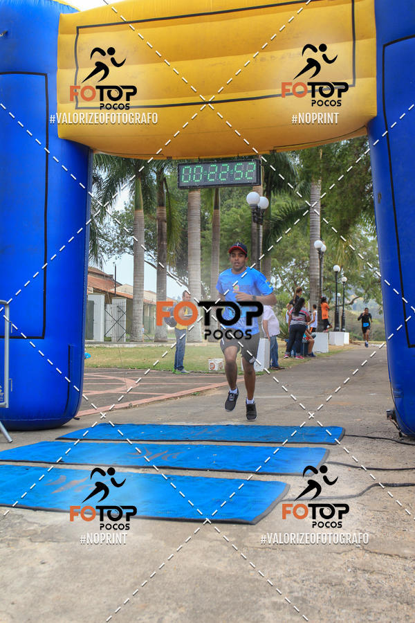 Achetez vos photos de l'�v�nement8� Corrida da Cidade de Guaxup� sur Fotop
