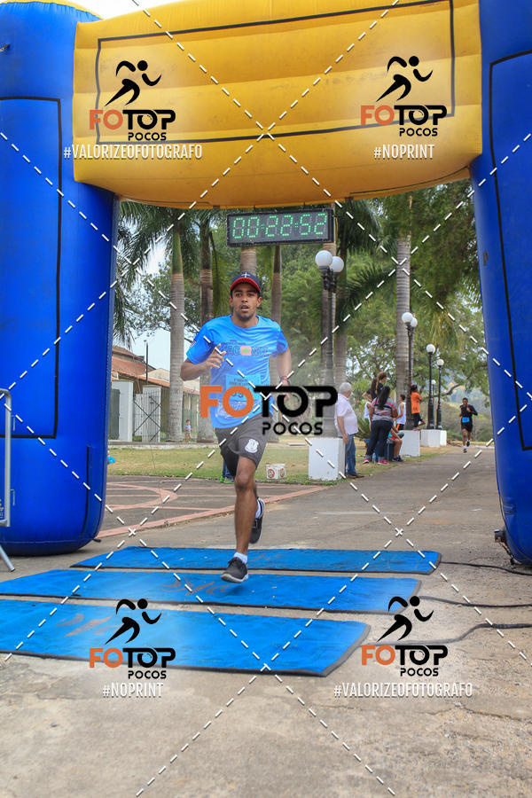 Achetez vos photos de l'�v�nement8� Corrida da Cidade de Guaxup� sur Fotop