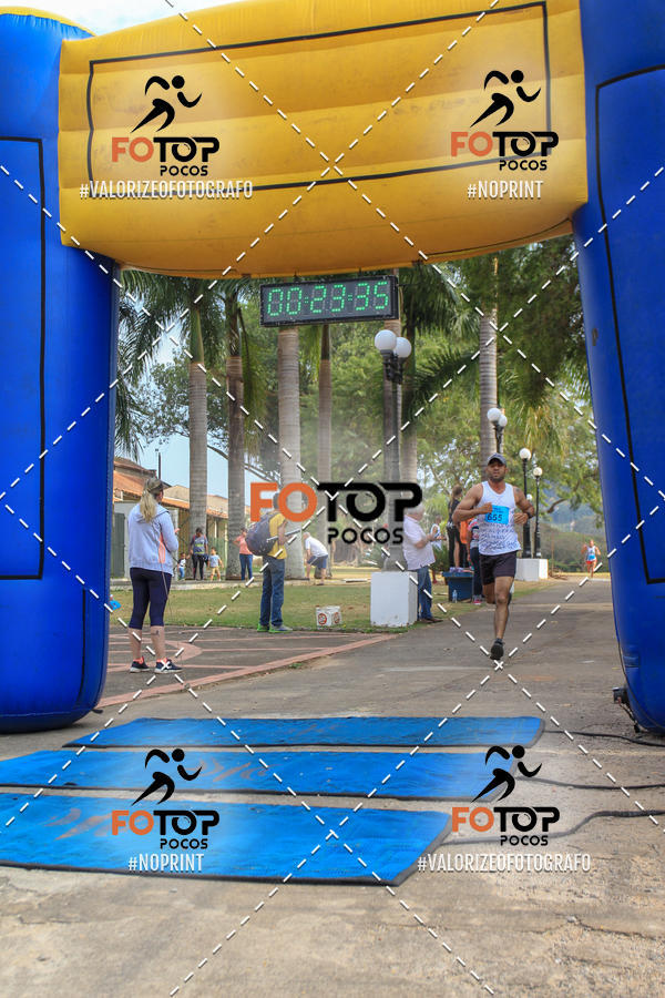 Achetez vos photos de l'�v�nement8� Corrida da Cidade de Guaxup� sur Fotop