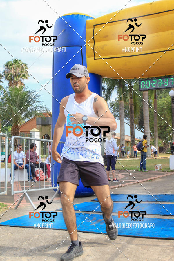 Achetez vos photos de l'�v�nement8� Corrida da Cidade de Guaxup� sur Fotop