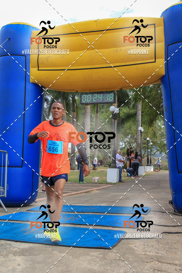 Achetez vos photos de l'�v�nement8� Corrida da Cidade de Guaxup� sur Fotop