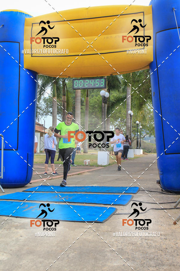 Compra tus fotos del evento8� Corrida da Cidade de Guaxup� En Fotop