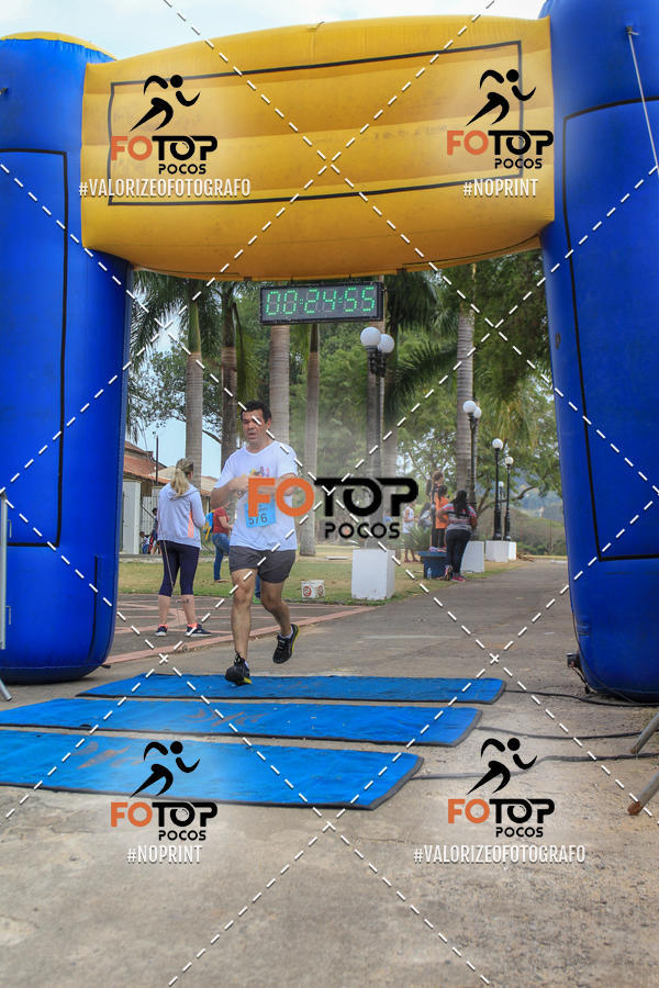 Compra tus fotos del evento8� Corrida da Cidade de Guaxup� En Fotop