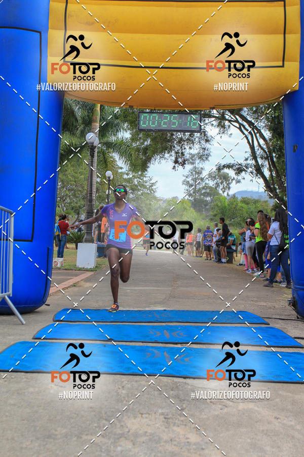 Compra tus fotos del evento8� Corrida da Cidade de Guaxup� En Fotop