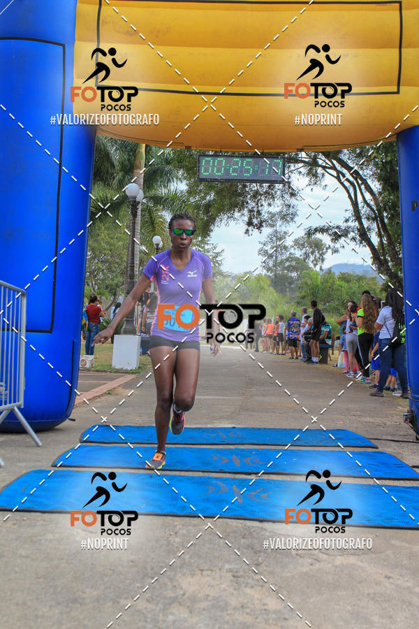 Compra tus fotos del evento8� Corrida da Cidade de Guaxup� En Fotop