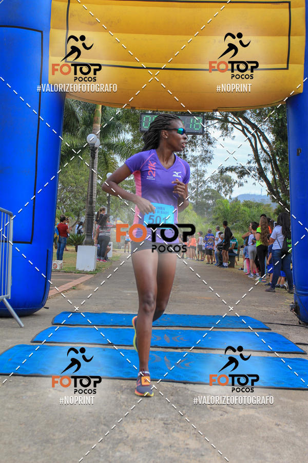 Compra tus fotos del evento8� Corrida da Cidade de Guaxup� En Fotop