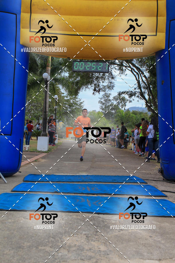 Compra tus fotos del evento8� Corrida da Cidade de Guaxup� En Fotop