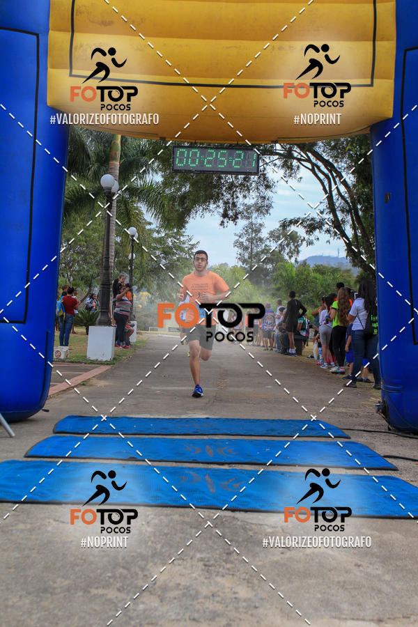 Compra tus fotos del evento8� Corrida da Cidade de Guaxup� En Fotop