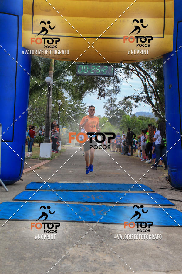 Compra tus fotos del evento8� Corrida da Cidade de Guaxup� En Fotop