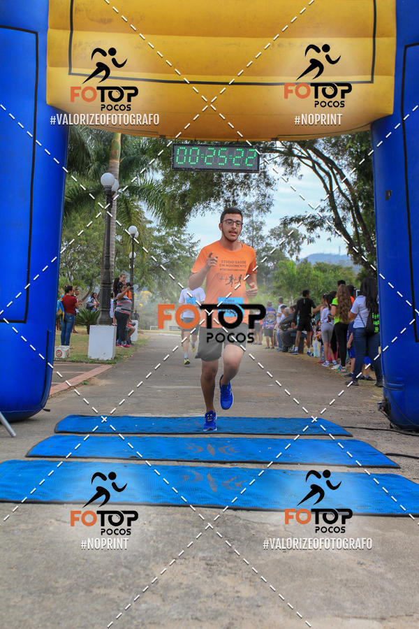 Compra tus fotos del evento8� Corrida da Cidade de Guaxup� En Fotop
