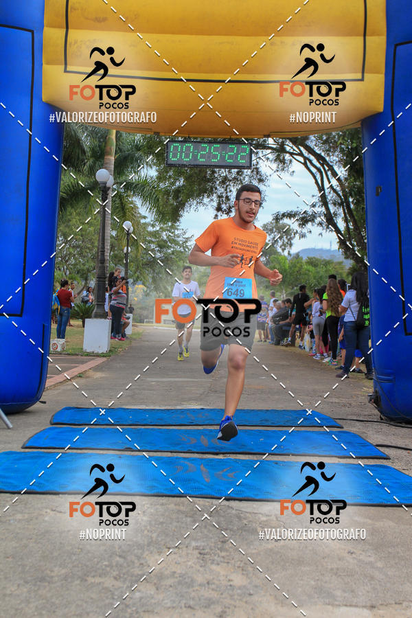 Compra tus fotos del evento8� Corrida da Cidade de Guaxup� En Fotop
