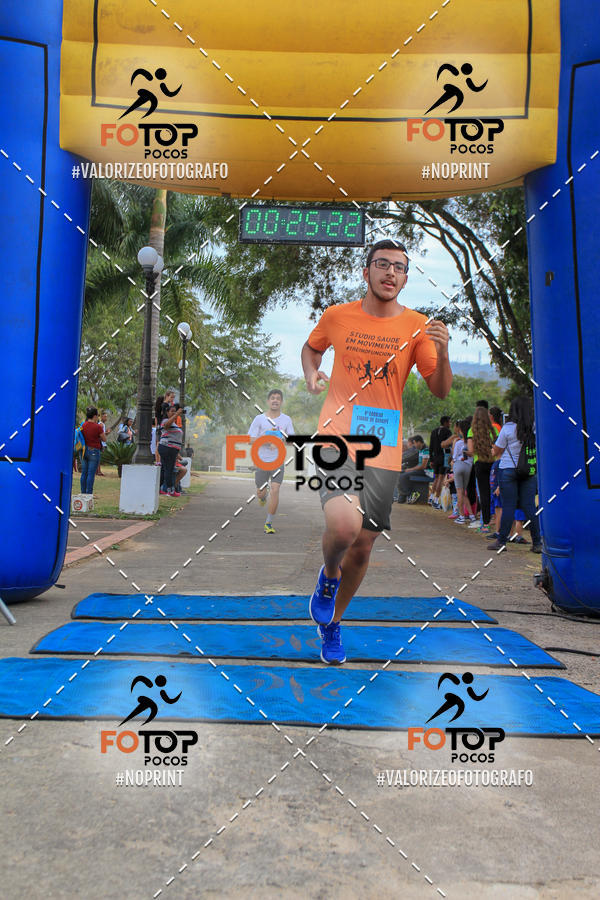 Compra tus fotos del evento8� Corrida da Cidade de Guaxup� En Fotop