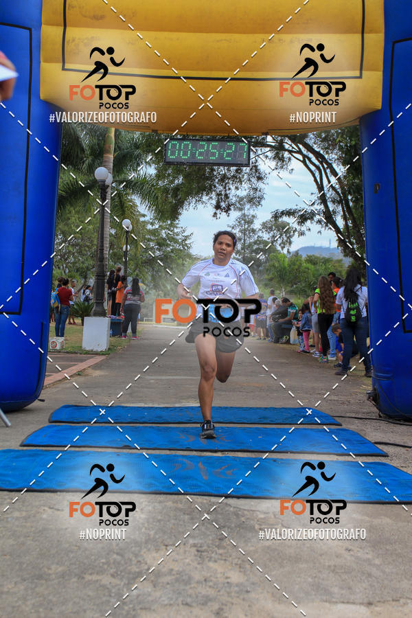 Compra tus fotos del evento8� Corrida da Cidade de Guaxup� En Fotop