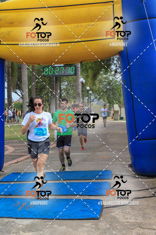 Achetez vos photos de l'�v�nement8� Corrida da Cidade de Guaxup� sur Fotop