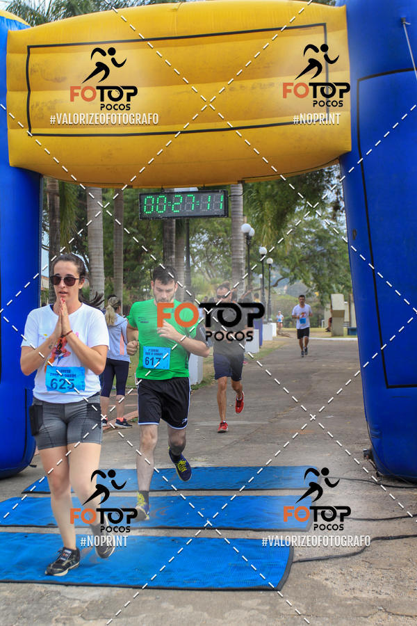 Achetez vos photos de l'�v�nement8� Corrida da Cidade de Guaxup� sur Fotop
