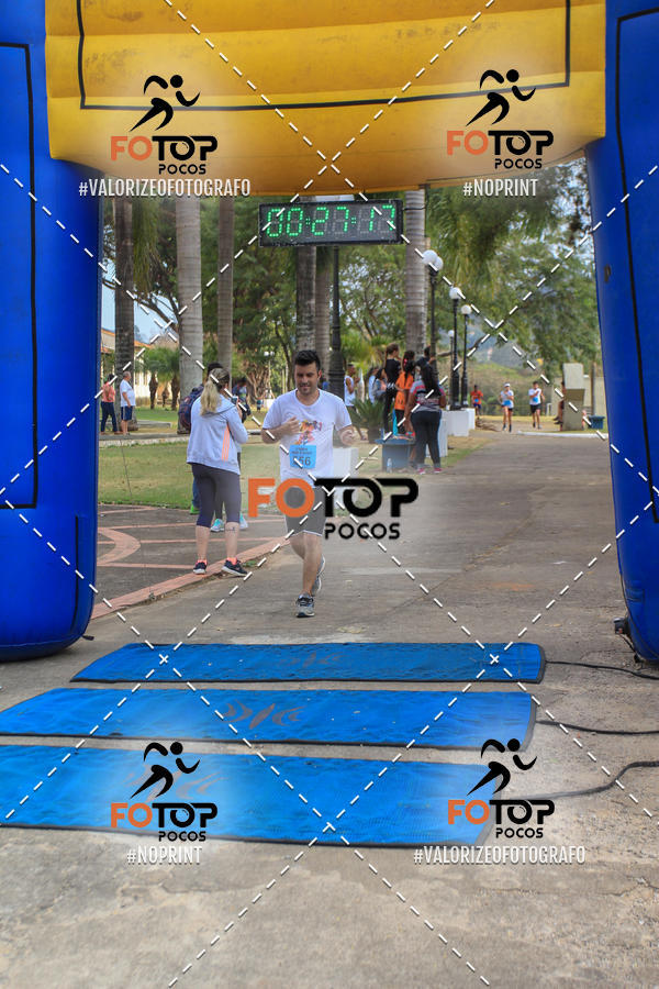 Achetez vos photos de l'�v�nement8� Corrida da Cidade de Guaxup� sur Fotop