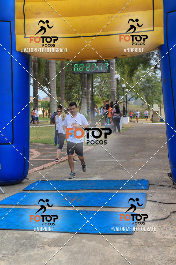 Achetez vos photos de l'�v�nement8� Corrida da Cidade de Guaxup� sur Fotop