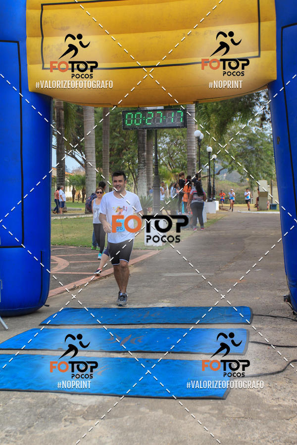 Achetez vos photos de l'�v�nement8� Corrida da Cidade de Guaxup� sur Fotop