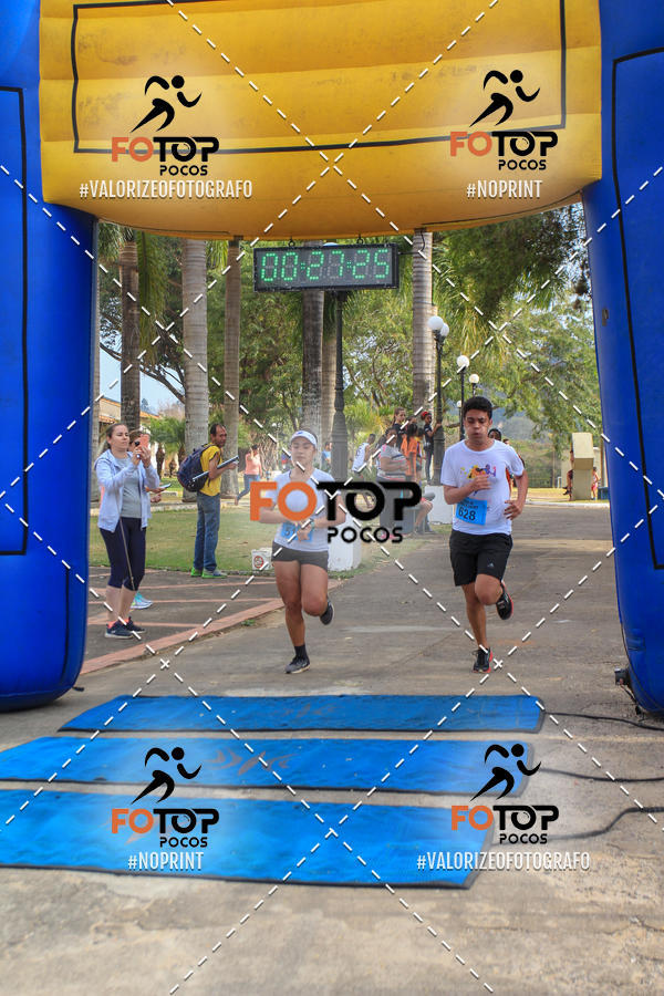 Achetez vos photos de l'�v�nement8� Corrida da Cidade de Guaxup� sur Fotop