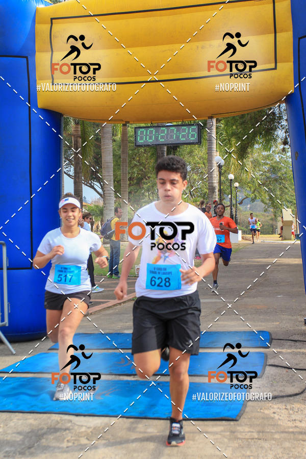 Compra tus fotos del evento8� Corrida da Cidade de Guaxup� En Fotop