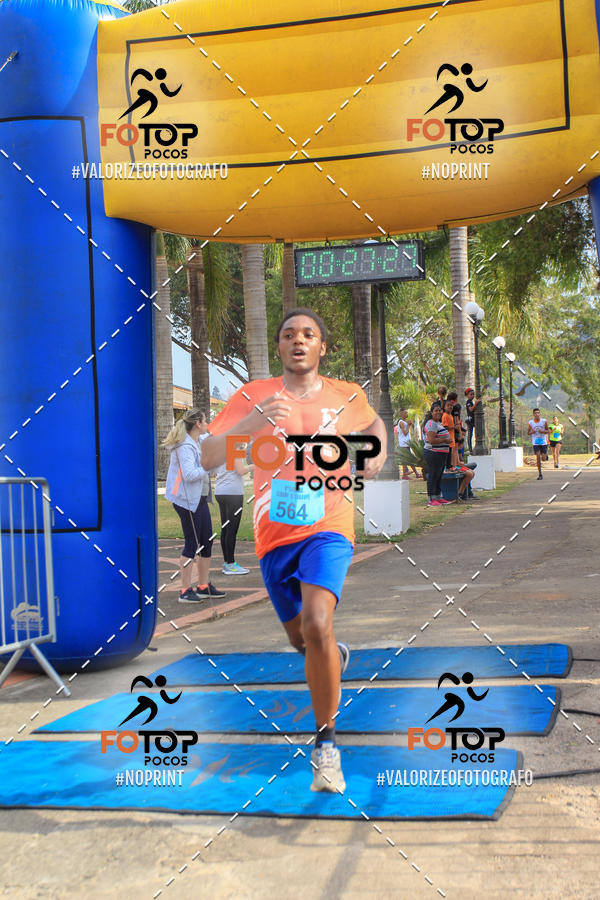 Compra tus fotos del evento8� Corrida da Cidade de Guaxup� En Fotop