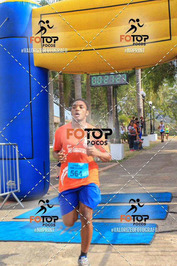 Compra tus fotos del evento8� Corrida da Cidade de Guaxup� En Fotop