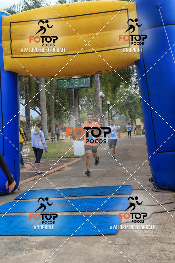 Compra tus fotos del evento8� Corrida da Cidade de Guaxup� En Fotop