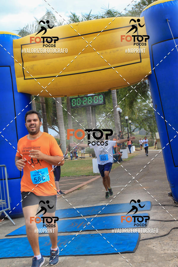 Compra tus fotos del evento8� Corrida da Cidade de Guaxup� En Fotop
