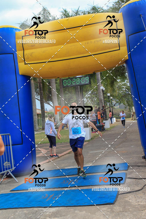 Compra tus fotos del evento8� Corrida da Cidade de Guaxup� En Fotop